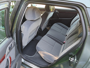 Peugeot 407 SW (12 foto / 14)