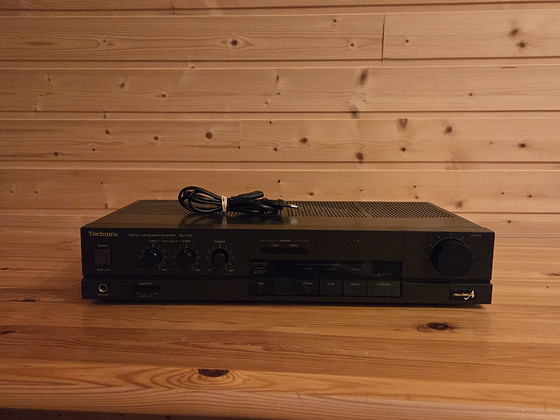 Stereo võimendi Technics