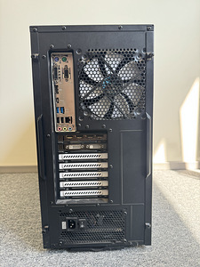 Настольный компьютер i7-6700K / GTX 980 4GB / 32GB RAM / 500GB + 120GB (4 фото из 5)
