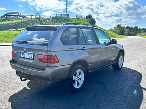 BMW x5 (3 foto / 6)