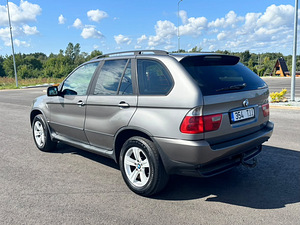 BMW x5 (4 foto / 6)