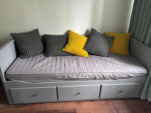 IKEA HEMNES päevavoodi, hall, 80×200, madratsid kaasa (3 foto / 5)