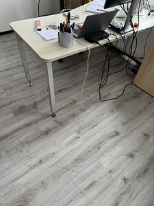 Kirjutuslauad 3 tk x 45 euro (2 foto / 4)