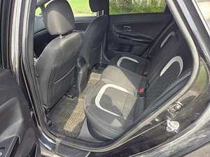 Kia Cee'd Ceed Sportswagon (13 foto / 15)