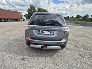 Mitsubishi outlander 2.3 110kw 7-kohta (4 foto / 5)