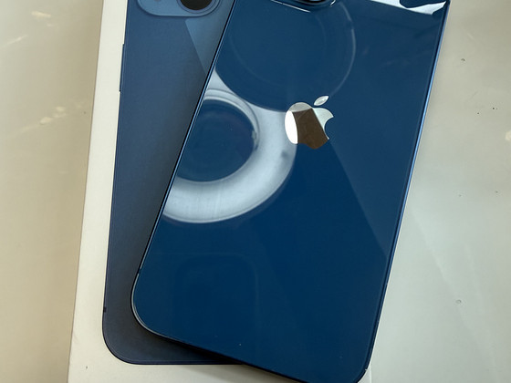 iPhone 13 256GB