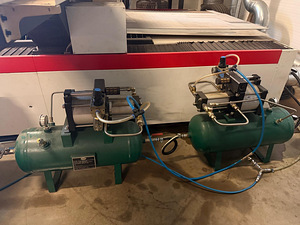 Metalli fiber laserlõikur 3kw 6000*1500mm (4 foto / 6)