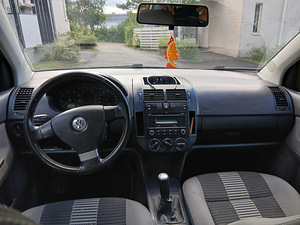 VW Polo (10 фото из 13)