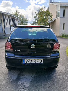 VW Polo (12 фото из 13)