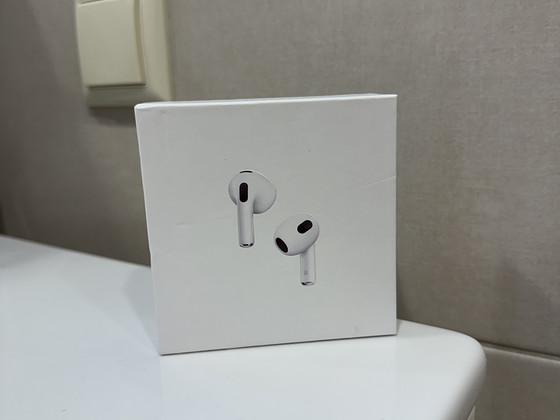 AirPods 3