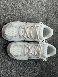 Мужские белые кроссовки Nike V5 NRN (3 фото из 7)