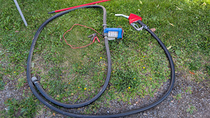 Kütusepump + püstol + 200L vaat (1 foto / 2)