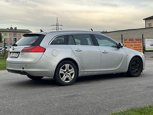 OPEL INSIGNIA SPORTS TOURER (7 foto / 10)
