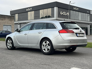 OPEL INSIGNIA SPORTS TOURER (6 foto / 10)