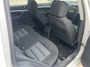 Skoda Octavia 2009, рег. оплачена (7 фото из 9)