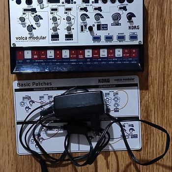 Синтезатор KORG volca modular