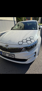 Kia Optima (2 фото из 4)