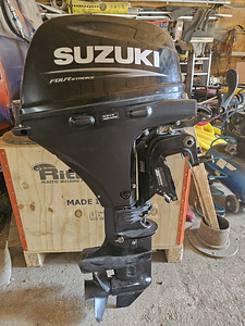 SUZUKI DF-20 (4 foto / 6)