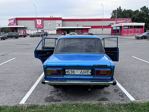 VAZ 2106 (3 фото из 10)