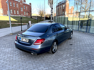 Mercedes Benz E220 (4 foto / 15)