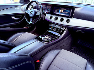 Mercedes Benz E220 (8 foto / 15)