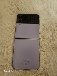 Samsung Z flip 4, lilla 128 gb (2 foto / 8)
