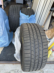 Rehvid 295 35 R21 komplekt (5 foto / 5)