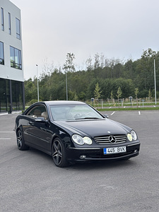 Mercedes Benz clk270 (1 foto / 9)