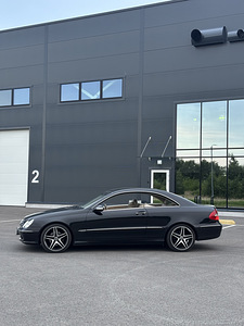 Mercedes Benz clk270 (3 foto / 9)