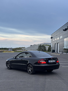 Mercedes Benz clk270 (4 foto / 9)
