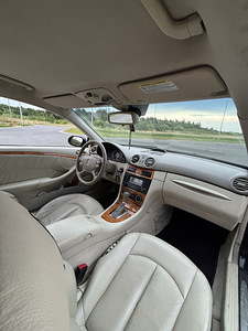 Mercedes Benz clk270 (8 foto / 9)