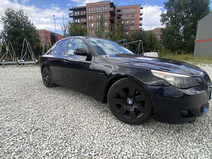 BMW e60 (13 фото из 14)