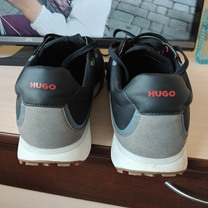 Meeste tossud Hugo Boss (3 foto / 6)