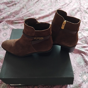 Женские Tommy Hilfiger (3 фото из 7)