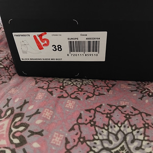 Женские Tommy Hilfiger (7 фото из 7)