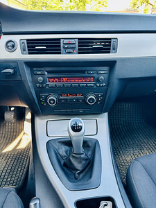 Müüa BMW 320d e91 facelift (7 foto / 13)