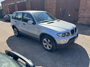 BMW x5 3.0d (3 фото из 13)
