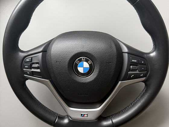 BMW rool vibroga, F15