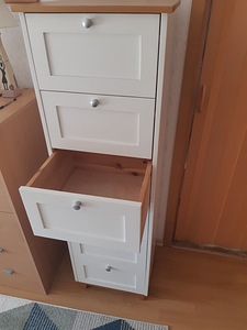 Шкаф (2 фото из 2)
