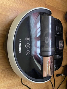 Samsung POWERbot CycloneForce (2 foto / 3)