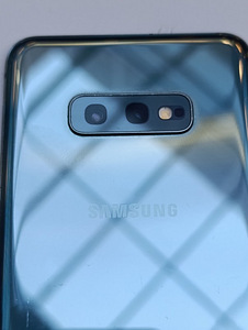 Samsung S10e, 128Gb (4 foto / 4)