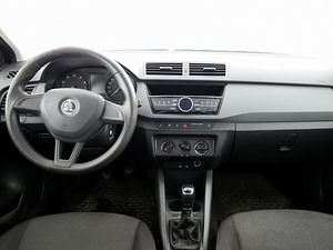 Skoda Fabia Comfortline Facelift 1.0 44kW (5 foto / 7)