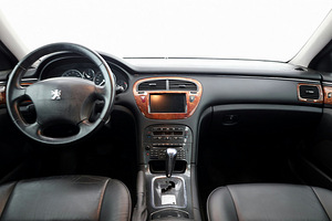 Peugeot 607 Luxury Facelift ATM 2.7 HDi 150kW (5 фото из 7)