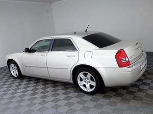 Chrysler 300 C Limited Facelift ATM 3.0 CRD 160kW (4 фото из 7)