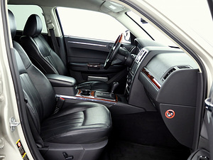 Chrysler 300 C Limited Facelift ATM 3.0 CRD 160kW (6 фото из 7)
