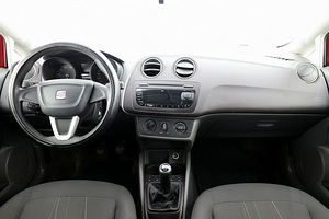 SEAT Ibiza Copa 1.4 63kW (5 foto / 8)