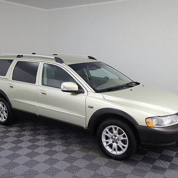 Volvo XC70 Summum Facelift ATM 2.4 D5 136kW