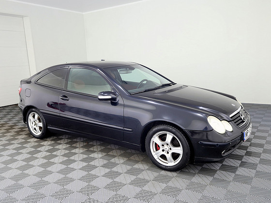 Mercedes-Benz C 220 Luxury 2.2 CDI 105kW