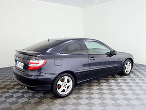 Mercedes-Benz C 220 Luxury 2.2 CDI 105kW (3 фото из 9)