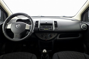 Nissan Note Elegance 1.6 81kW (5 foto / 7)